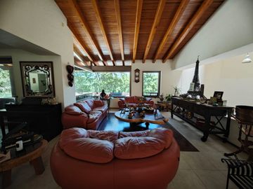 CASA EN VENTA EN HACIENDA DE VALLE ESCONDIDO ATIZAPAN