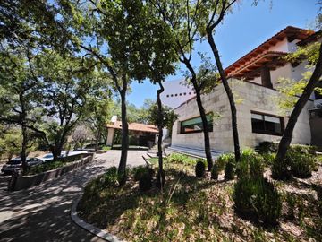 CASA EN VENTA EN HACIENDA DE VALLE ESCONDIDO ATIZAPAN
