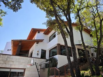 CASA EN VENTA EN HACIENDA DE VALLE ESCONDIDO ATIZAPAN