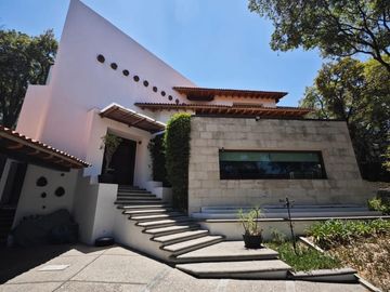 CASA EN VENTA EN HACIENDA DE VALLE ESCONDIDO ATIZAPAN