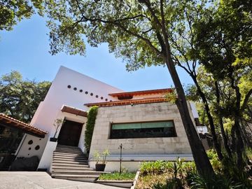 CASA EN VENTA EN HACIENDA DE VALLE ESCONDIDO ATIZAPAN
