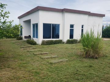 VENDO HERMOSA CASA MODERNA CAMPESTRE EN RESERVA DEL GUAYACÁN ETAPA 2, SALDAÑA, TOLIMA