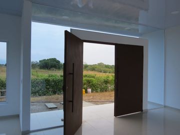 VENDO HERMOSA CASA MODERNA CAMPESTRE EN RESERVA DEL GUAYACÁN ETAPA 2, SALDAÑA, TOLIMA