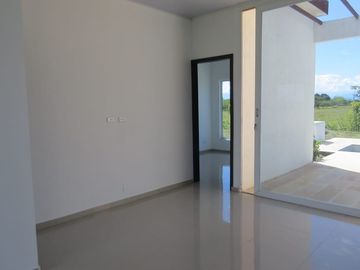 VENDO HERMOSA CASA MODERNA CAMPESTRE EN RESERVA DEL GUAYACÁN ETAPA 2, SALDAÑA, TOLIMA