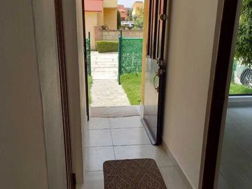 CASA EN VENTA, METEPEC.