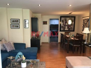 Venta De Bonito Departamento Con Vista A Parque