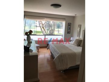 Venta De Bonito Departamento Con Vista A Parque