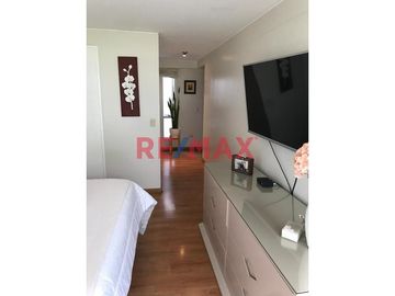 Venta De Bonito Departamento Con Vista A Parque