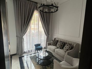 Rumah Modern Classic Brand New Jati Padang Jaksel