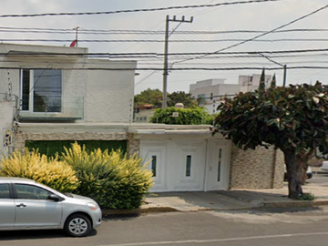 CASA EN CLAVERIA, ALCALDÍA AZCAPOTZALCO, GRAN OPORTUNIDAD DE INVERSIÓN