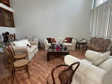 CASA EN VENTA EN FRACCIONAMIENTO LOS BOSQUES