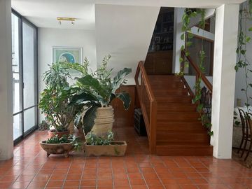 CASA EN VENTA EN FRACCIONAMIENTO LOS BOSQUES