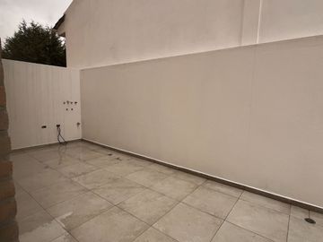 EN VENTA MODERNAS SUITES Y DEPARTAMENTO VIP, Sector Totoracocha D352
