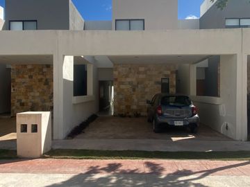 Casa en venta en privada en Dzitya, al norte de Mérida, Yucatán.