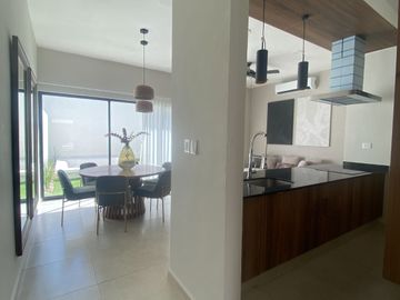Casa en venta en privada en Dzitya, al norte de Mérida, Yucatán.