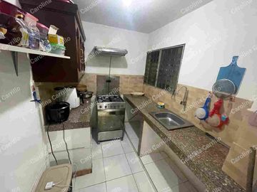 VENTA DE CASA EN GUAYACANES DE OPORTUNIDAD/ NORTE DE GUAYAQUIL