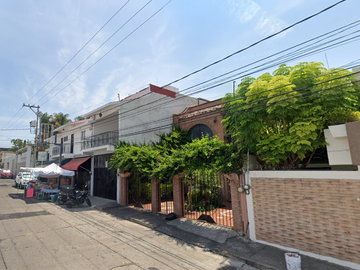 CASA EN VENTA EN MORELIA COL. CHAPULTEPEC NORTE