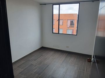 VENDO  APTO  TOTALMENTE TERMINADO PARQUE CAMESTRE TAPA 1 3 ALCOBAS 2 BAÑOS