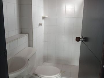 VENDO  APTO  TOTALMENTE TERMINADO PARQUE CAMESTRE TAPA 1 3 ALCOBAS 2 BAÑOS