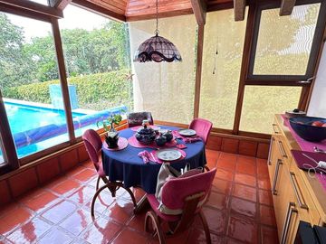 RESIDENCIA EN VENTA EN LAS CAÑADAS