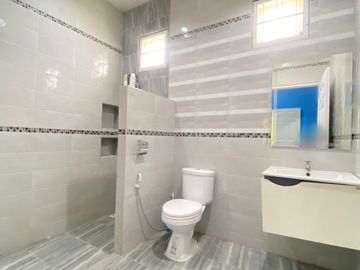 Hot Deal! Only 2.15 MB – Corner Single House on 105 sq.w. in Tapong Land 5, Near Mae Ramphueng Beach & 300 m. from Sukhumvit Road, Tapong, Rayong