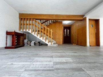 CASA VENTA ECHEGARAY