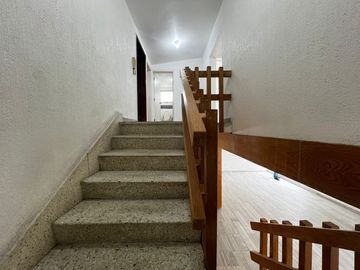 CASA VENTA ECHEGARAY