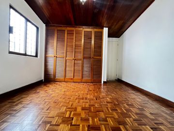 CASA VENTA ECHEGARAY