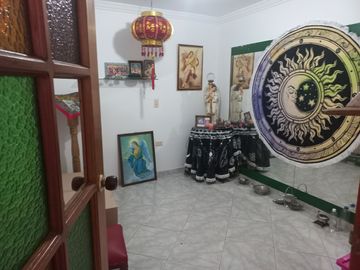 VENDO HERMOSA CASA DE PRIMER PISO EN PLENO CORAZÓN DE BARBOSA ANTIOQUIA.
