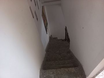 VENDO HERMOSA CASA DE PRIMER PISO EN PLENO CORAZÓN DE BARBOSA ANTIOQUIA.
