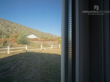 FERNANDEZ ESCOBAR VENDE CASA 4D 3B CON PISCINA - SAN ESTEBAN