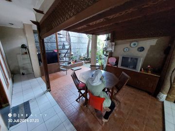 Rumah Luas Strategis Cck Untuk Kantor / Hunian di Turangga Buahbatu