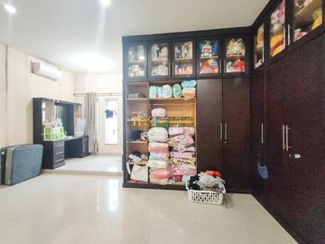 Dijual Villa di Komplek Cemara Asri Jalan Kiwi Medan