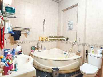 Dijual Villa di Komplek Cemara Asri Jalan Kiwi Medan