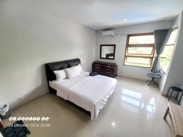 Rumah Villa Serasa Liburan di Kawasan Sejuk Dago Resort Bandung