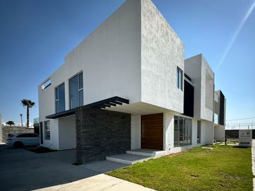 VENTA DE CASA EN ZONA PLATEADA PACHUCA HIDALGO