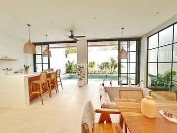 Spacious and Modern Living, 3 Bedroom Brand New Villa in Cepaka
