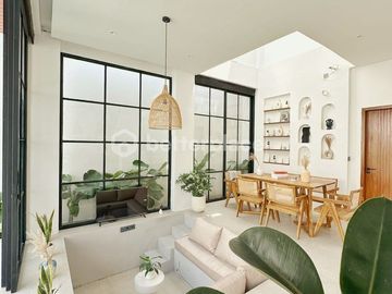 Spacious and Modern Living, 3 Bedroom Brand New Villa in Cepaka