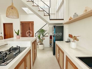 Spacious and Modern Living, 3 Bedroom Brand New Villa in Cepaka