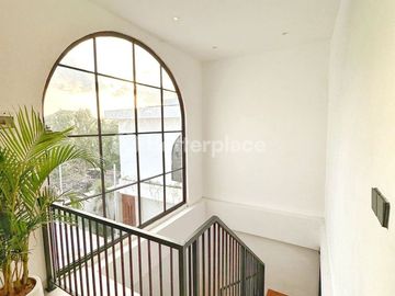 Spacious and Modern Living, 3 Bedroom Brand New Villa in Cepaka