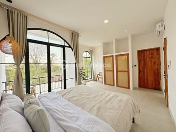 Spacious and Modern Living, 3 Bedroom Brand New Villa in Cepaka