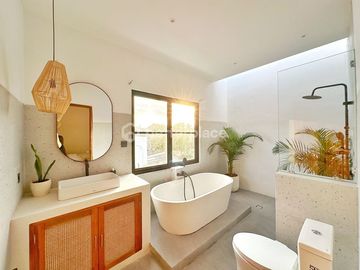 Spacious and Modern Living, 3 Bedroom Brand New Villa in Cepaka