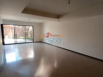 Casa en venta en privada miravalle con jardín grande
