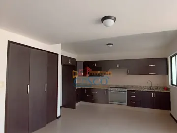 Casa en venta en privada miravalle con jardín grande