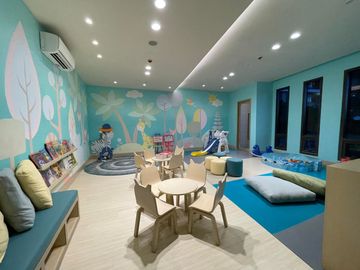 Rush Sale! 1BR Loft Seaview  in Mandani Bay, Mandaue City, Cebu. BrandNew & Move-In Ready.