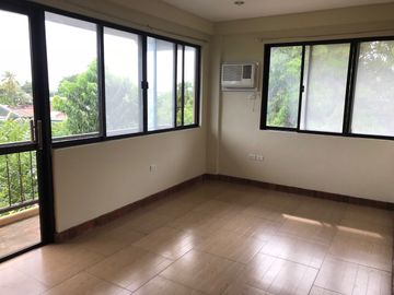 3-storeys residential apartment in Mandurriao, Iloilo City
