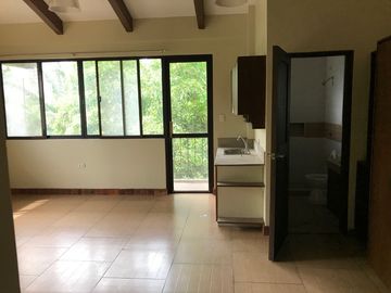 3-storeys residential apartment in Mandurriao, Iloilo City