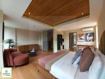 High-End Townhouse For Sale in Cubao, Quezon City.