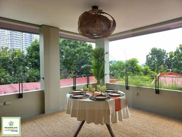 High-End Townhouse For Sale in Cubao, Quezon City.