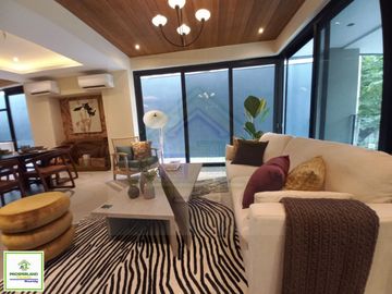 High-End Townhouse For Sale in Cubao, Quezon City.